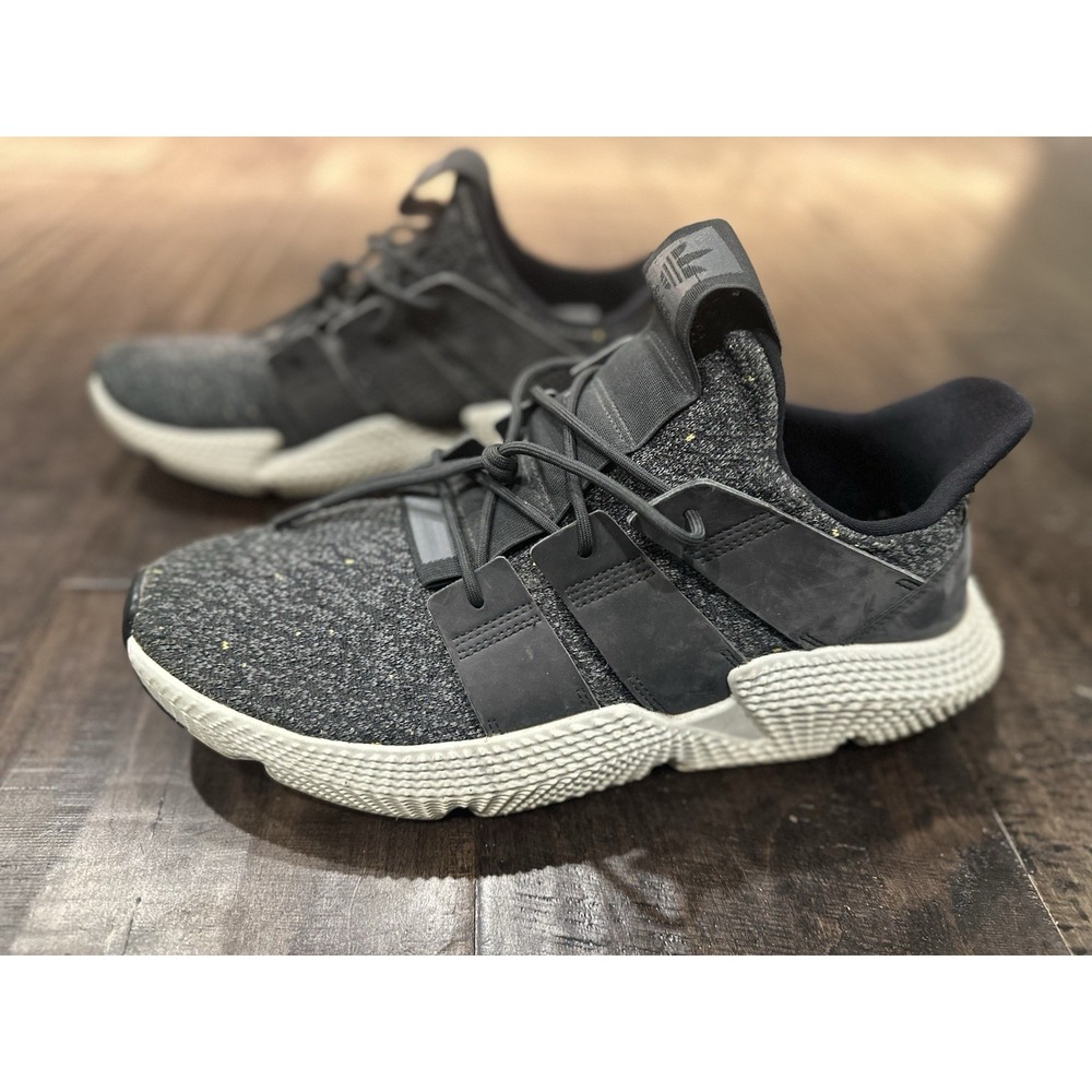 EUC Men's adidas Prophere - Carbon/Pyrite - 13‎ Running Training